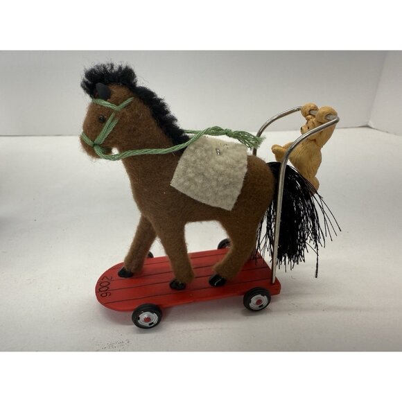 2 Hallmark Ornaments A Pony For Christmas #8 And #9 In Series 2005 2006 - Picture 3 of 11